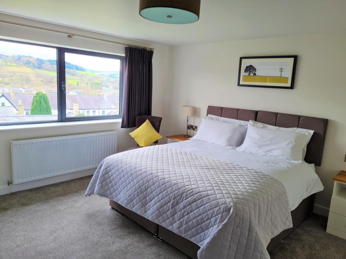 Camden Lodge B&B And Cottage 브레컨 외부 사진